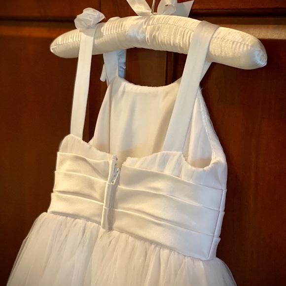 Alfred Angelo Flower Girl Dress - Picture 4 of 7